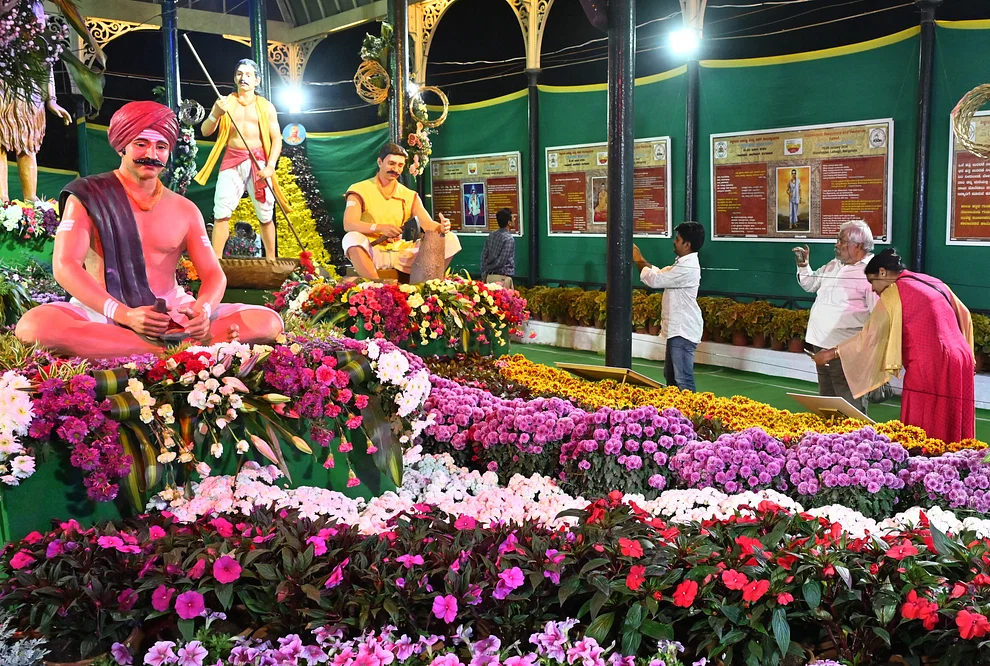 215 FRUIT AND FLOWER SHOW AT LALBAGH