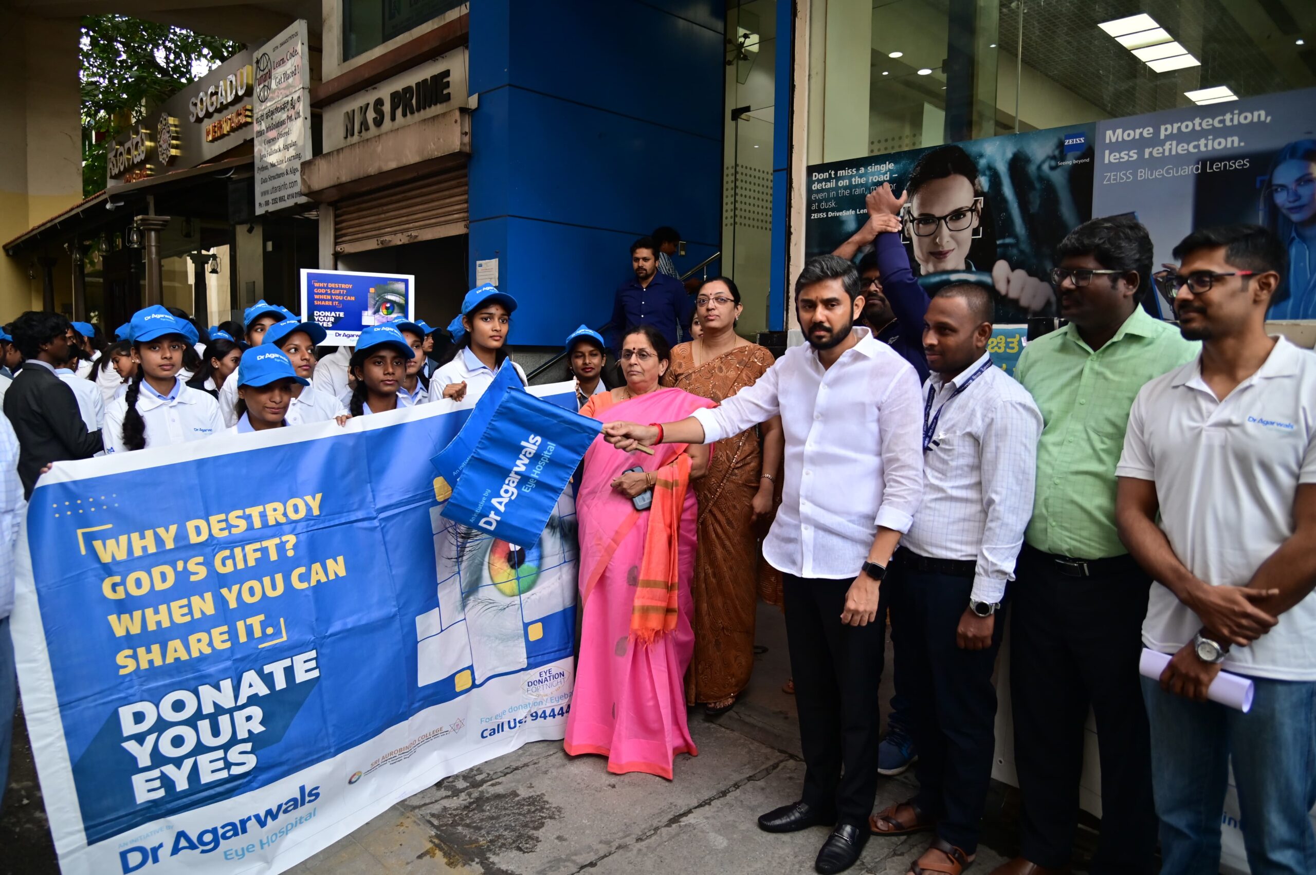 Walkathon-flag-off-by-A.R.-Sapthagiri-Gowda-District-President-Bangalore-Central-BJP